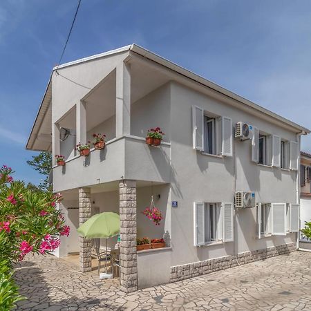 Nice Apartment In Jadranovo With Wifi ภายนอก รูปภาพ