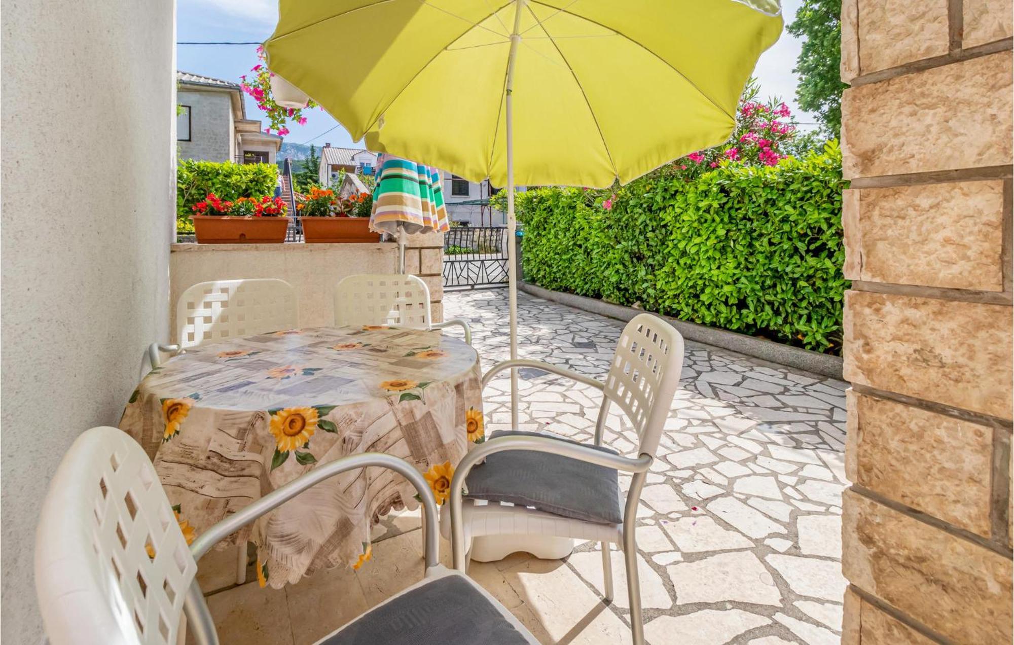 Nice Apartment In Jadranovo With Wifi ภายนอก รูปภาพ