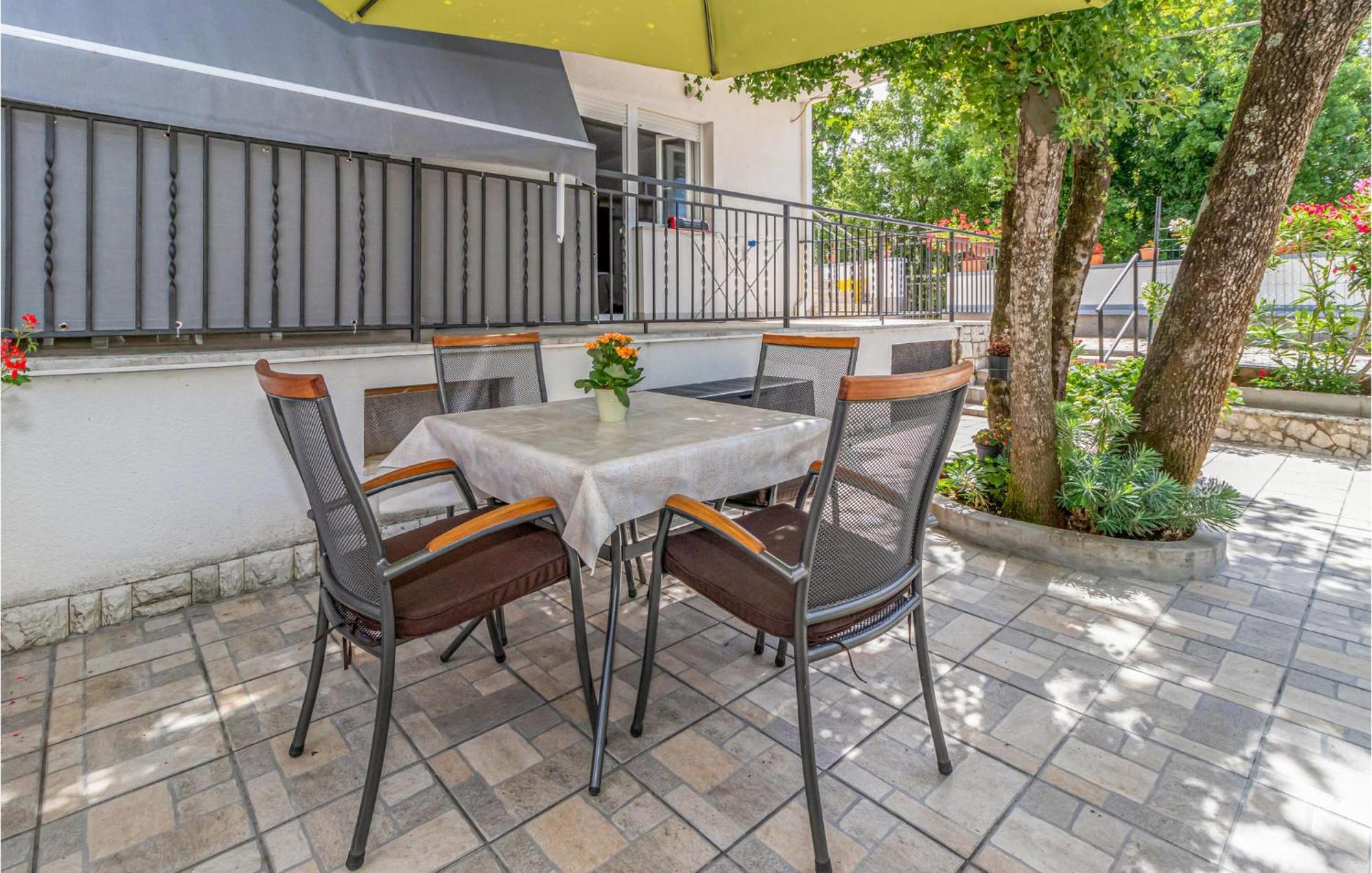 Nice Apartment In Jadranovo With Wifi ภายนอก รูปภาพ